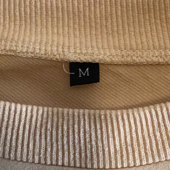 Fall sweatshirt - Picture 3 of 4